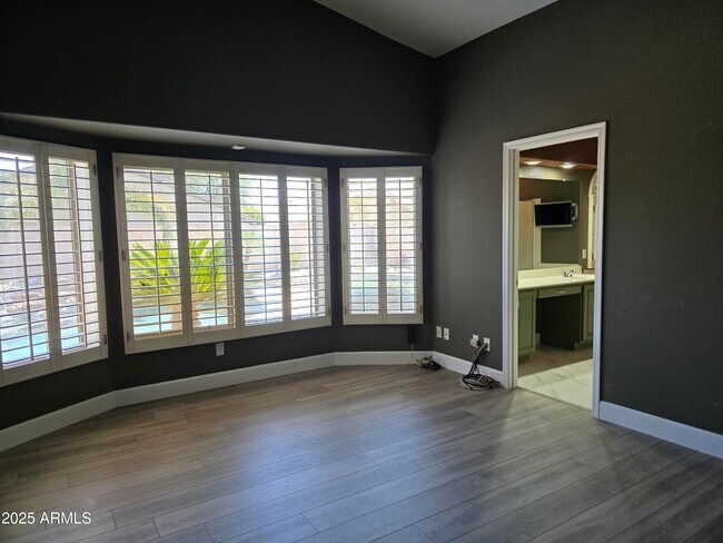 Building Photo - 9705 E Friess Dr