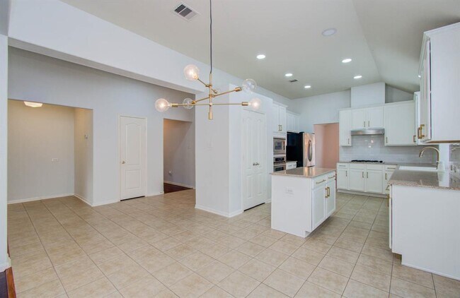Building Photo - 15011 Redding Crest Ln