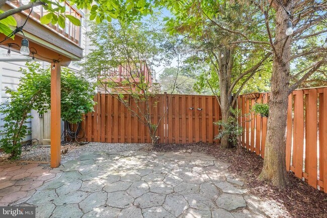 Building Photo - 46934 Trumpet Cir