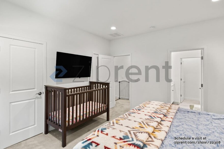 Building Photo - 380 Hansen Ter