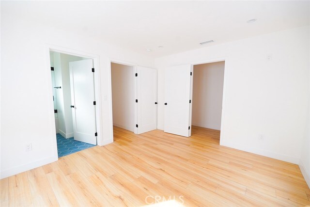 Building Photo - 3642 6th Ave