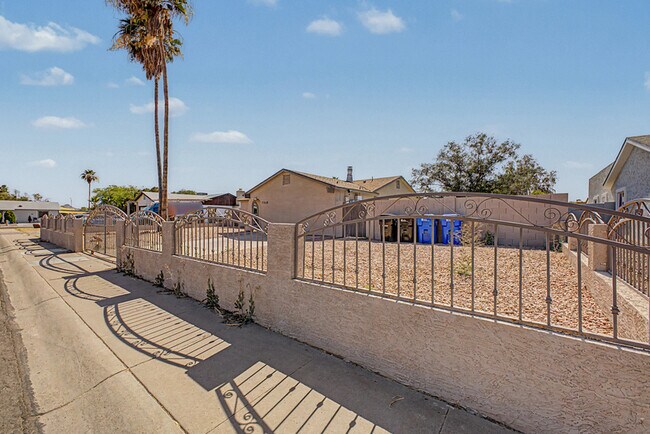 Building Photo - 13608 N 41st Pl
