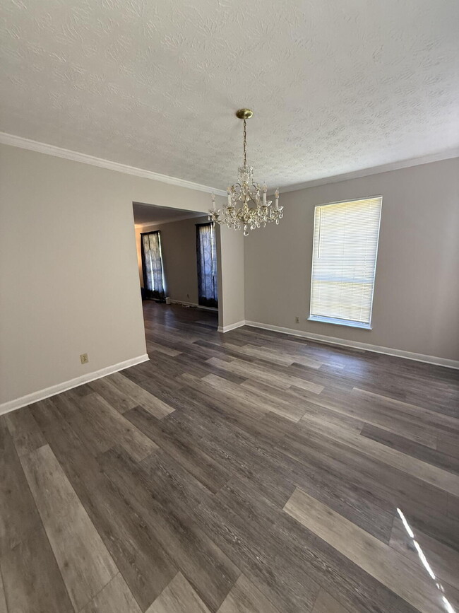 Building Photo - Modern Living Meets Country Charm – Fully ...