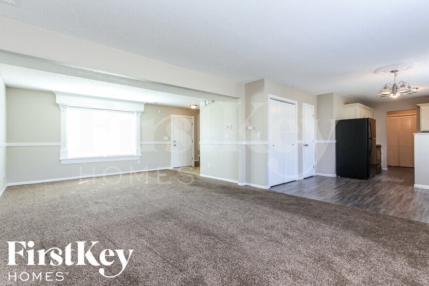 Building Photo - 1938 Bradford Trace Way