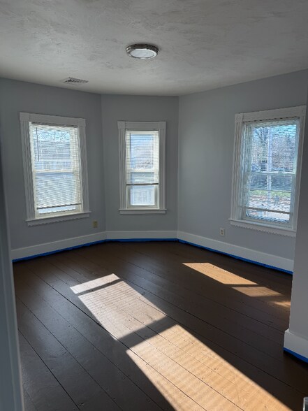 Building Photo - 50 Abington St