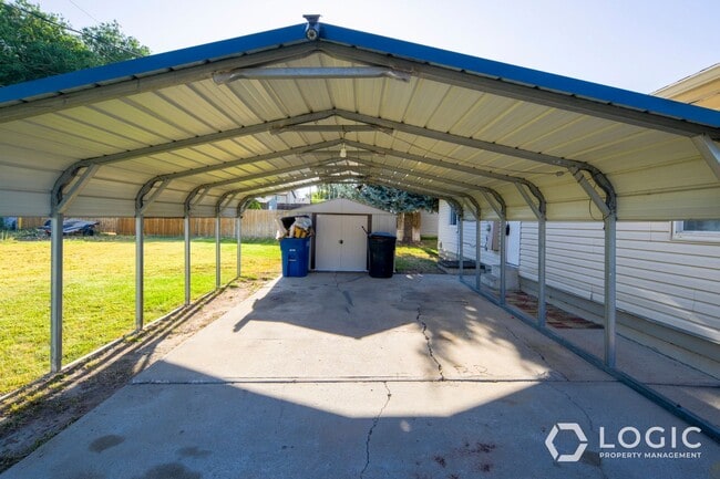 Building Photo - Gorgeous Home in Great Location!