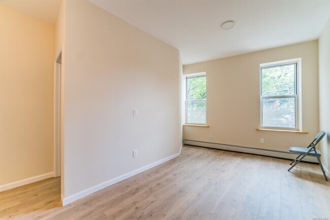 Building Photo - 3434 Fulton St