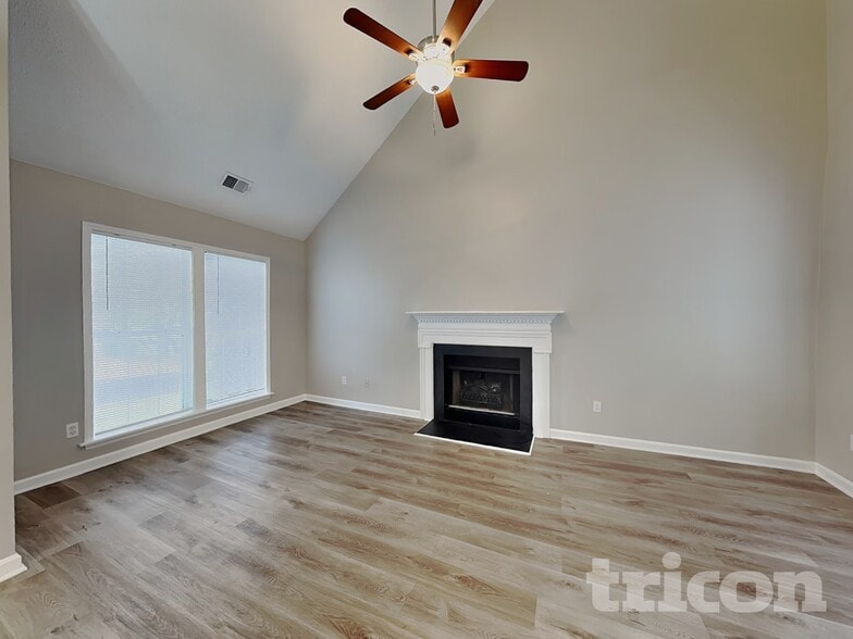 Building Photo - 1240 Bacardi Ct