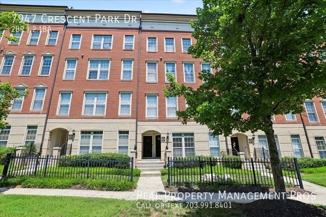 Building Photo - 7947 Crescent Park Dr