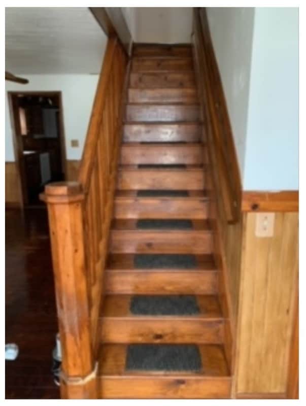 Building Photo - 106 Forest St