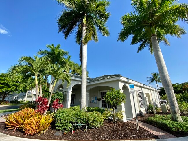 Building Photo - 8151 Pacific Beach Dr