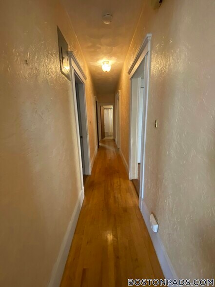 Building Photo - 62 Union St