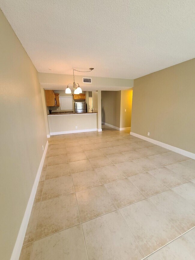 Building Photo - 1640 Windorah Way