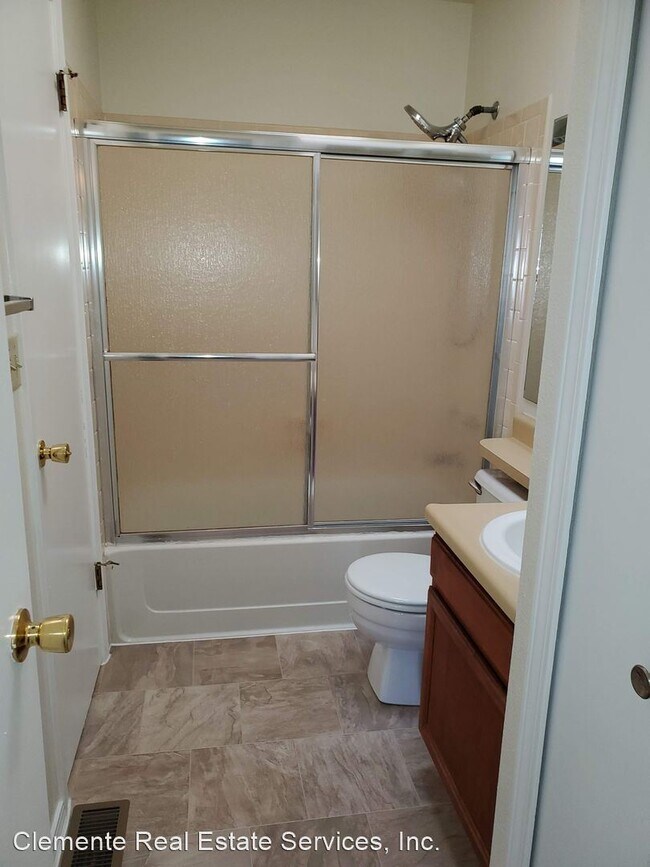 Building Photo - 3 br, 1.5 bath House - 4075 Dolphin Circle