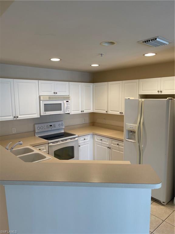 Building Photo - 3940 Pomodoro Cir