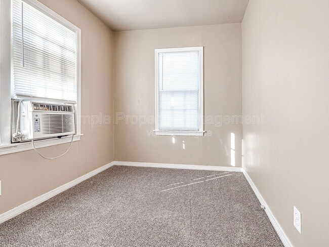 Building Photo - 4001 N Rockwell Ave