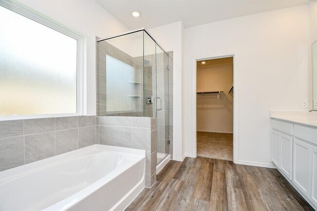 Building Photo - 6023 Ginevra Summers Dr