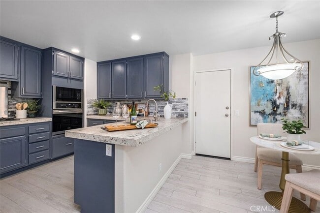Building Photo - 54 Cameray Heights