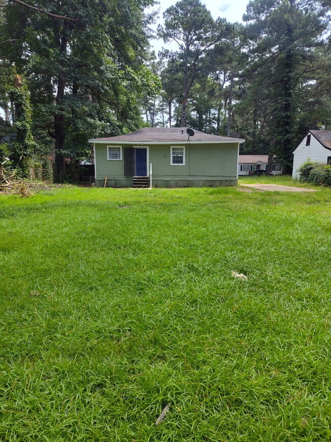 Primary Photo - 750 Woodbury Rd