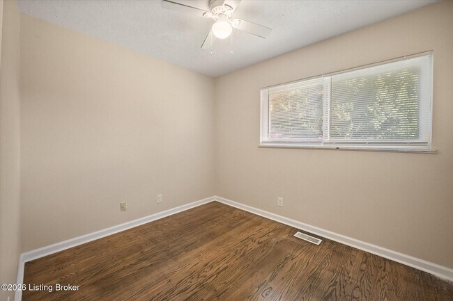 Building Photo - 5110 Red Fern Rd