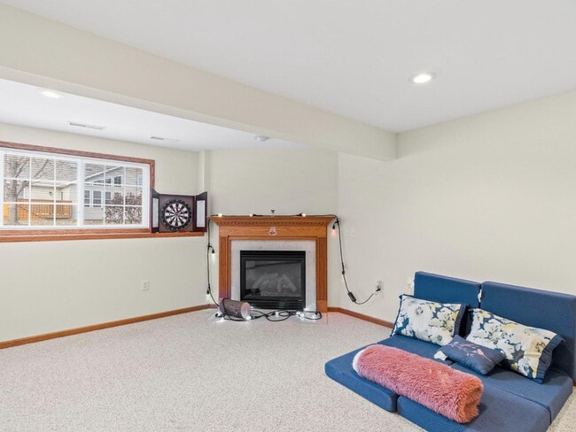 Building Photo - 6306 Vicksburg Rd