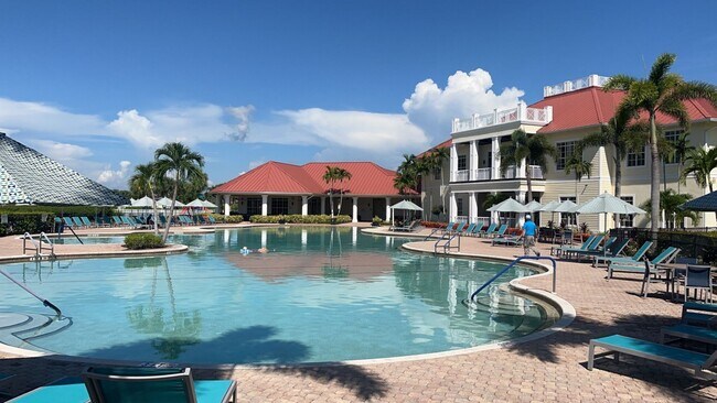 Building Photo - Fully Furnished Seasonal Rental Home & DOG FRIENDLY!