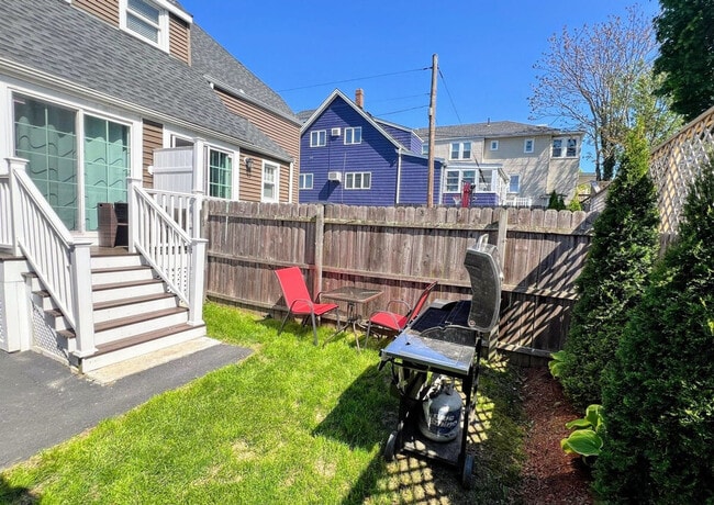 Building Photo - 7 Summit Ave