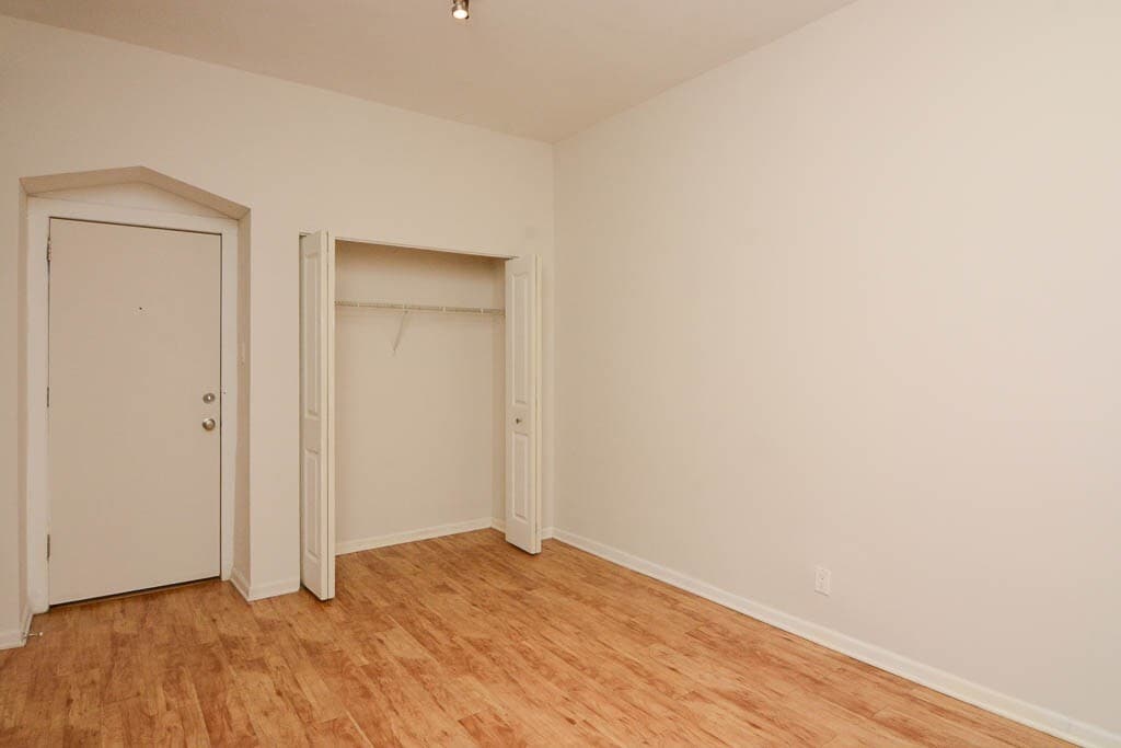 Building Photo - 2852 W Palmer St