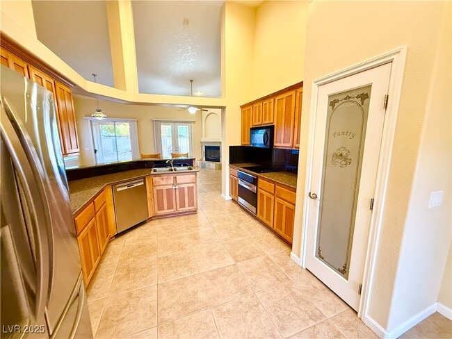 Building Photo - 6780 Sandpebble St