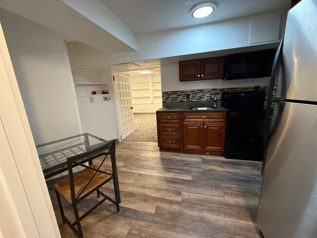 Building Photo - 1 Stetson St