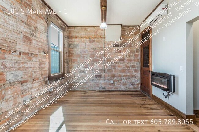 Building Photo - 101 S Main Ave