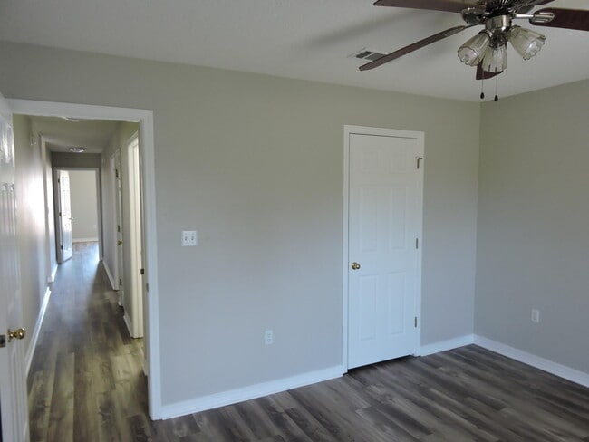 Building Photo - 4862 Leyland Ln