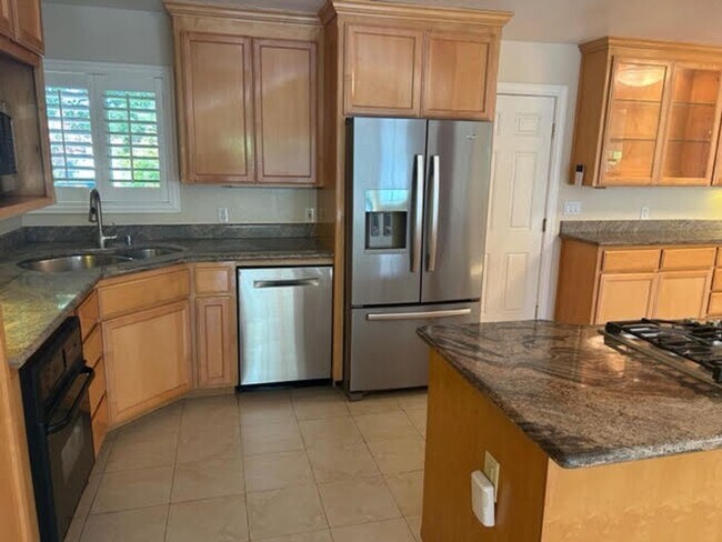Building Photo - Beautiful Home with multiple upgrades!