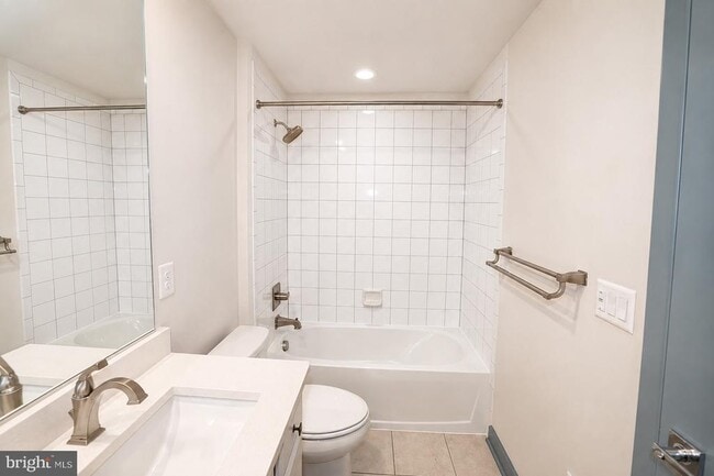 Building Photo - 12916 Sunrise Ridge Aly