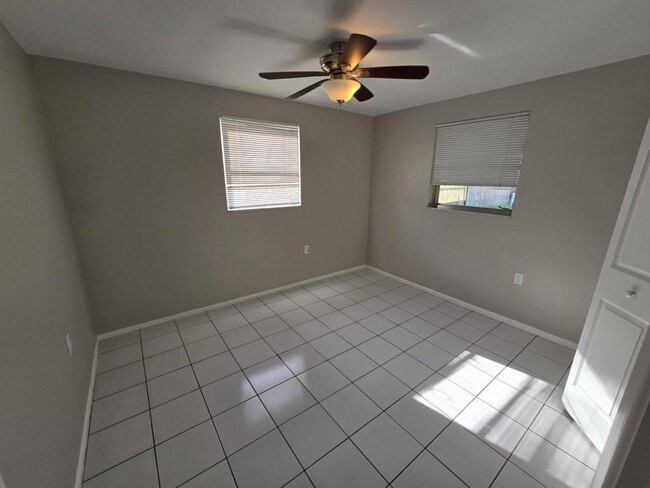 Building Photo - 3614 Harvard Dr