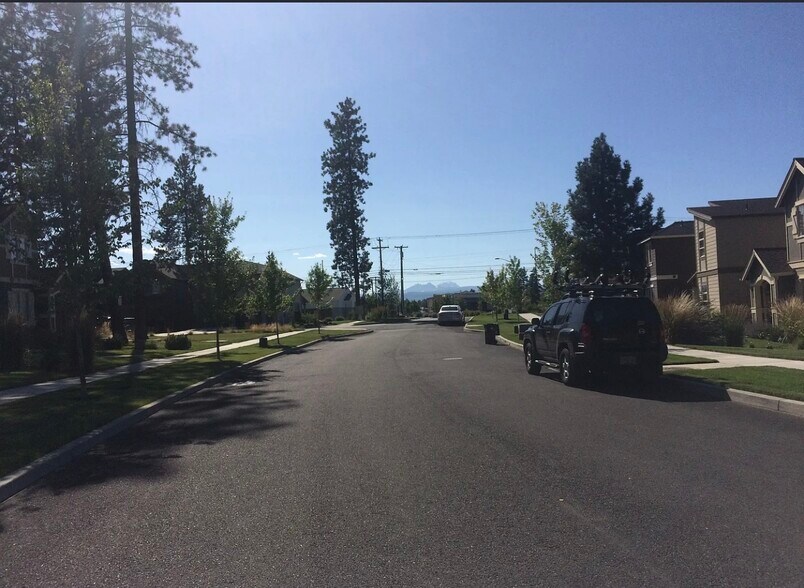 Building Photo - 20256 Badger Rd