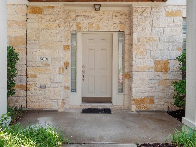 Building Photo - 1900 Scofield Ridge Pkwy