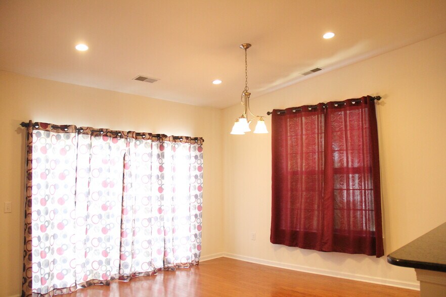 Living room view 1 - 115 Deacon Shattuck Way