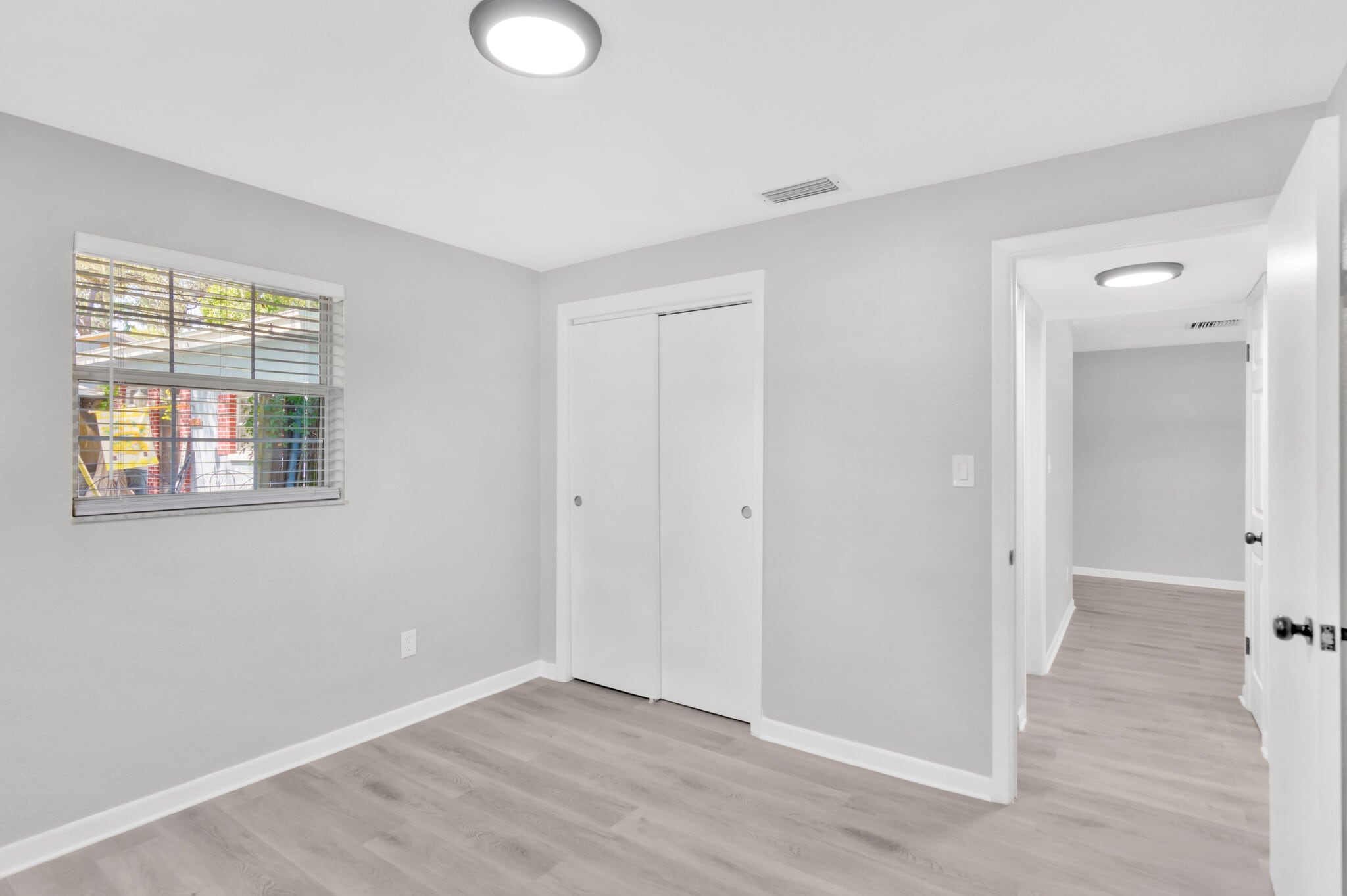 Building Photo - 1352 Tioga Ave