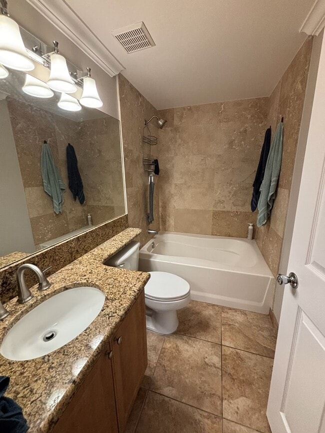 Building Photo - 1205 Reserve Way