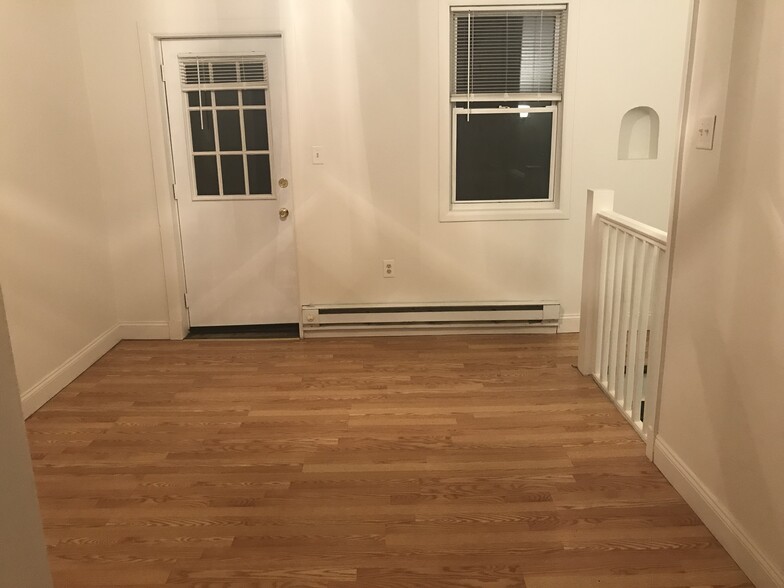 Second floor rear bedroom - 1 Cedar Ter