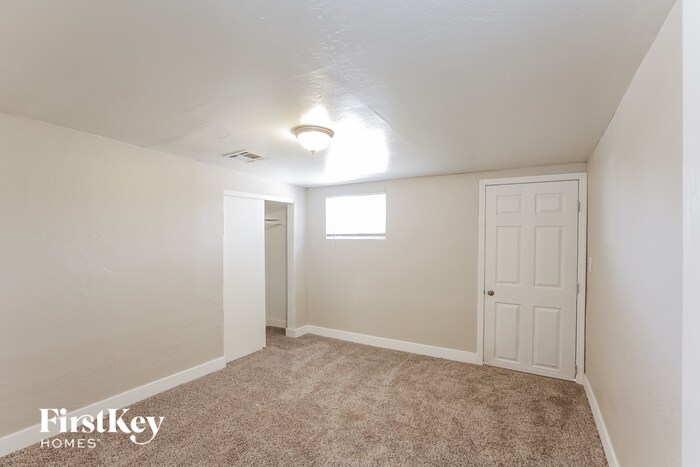 Building Photo - 2041 W Georgia Ave