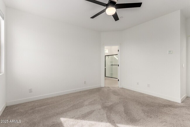 Building Photo - 12399 W Forest Pleasant Pl