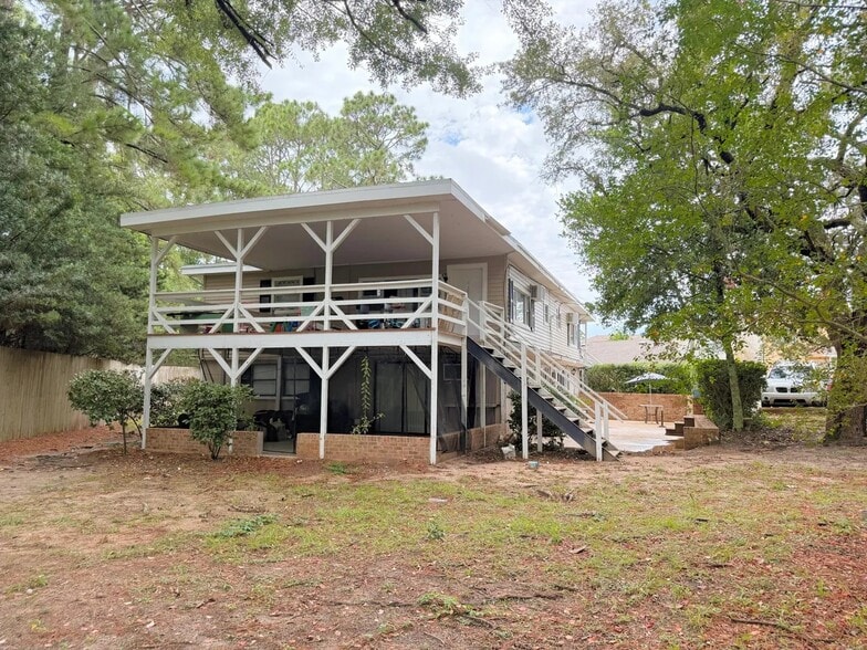 Building Photo - 94 Harris Rd NE