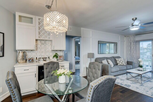 Building Photo - 68 Yacht Club Dr