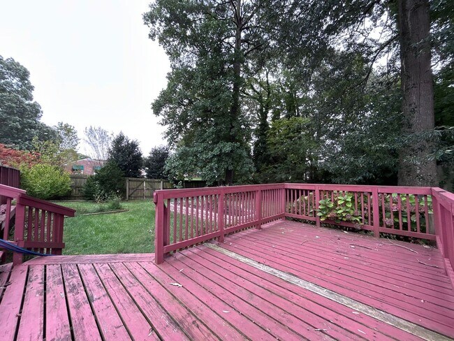 Building Photo - 710 Carywood Ln