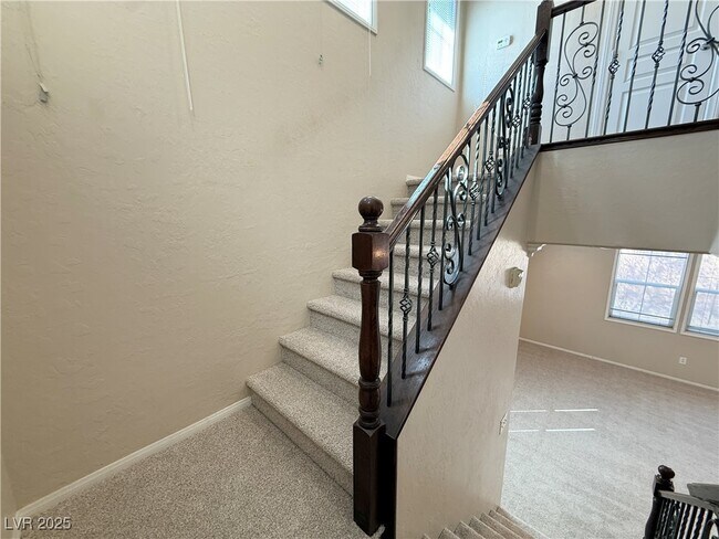 Building Photo - 4375 Braeburn Glen St