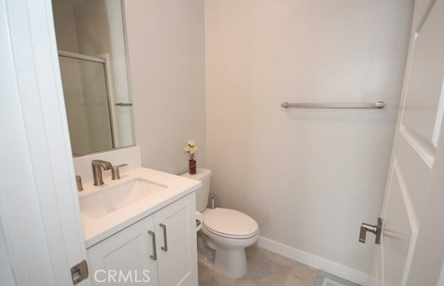 Building Photo - 414 Chorus