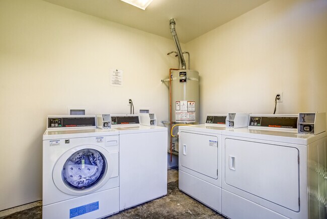 Laundery Room - 1223 Mitchell St