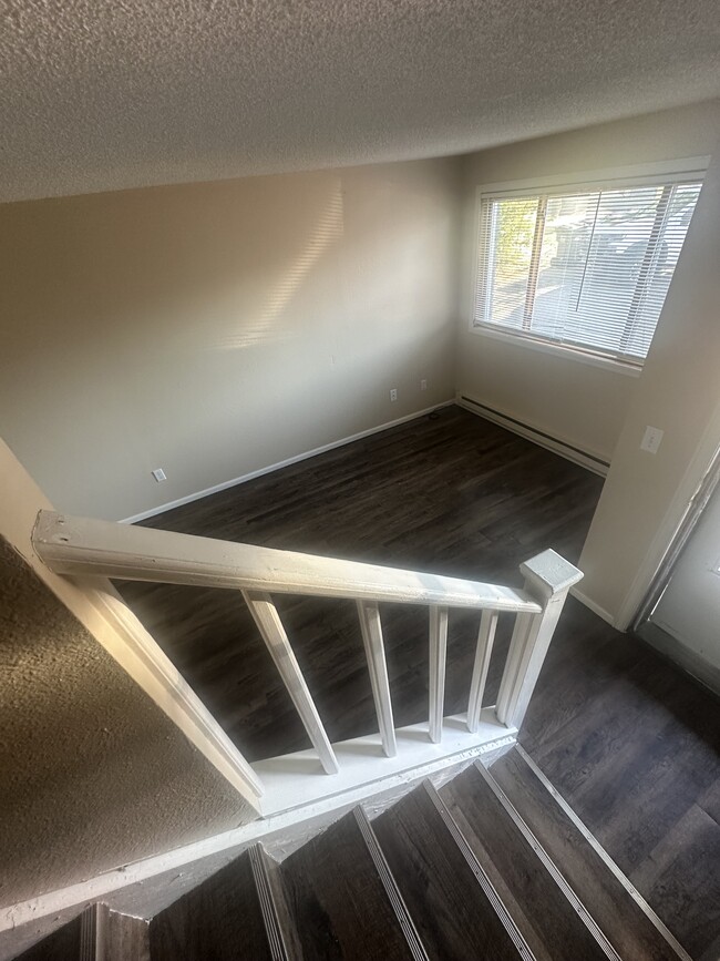 Building Photo - 4885 Basswood Dr
